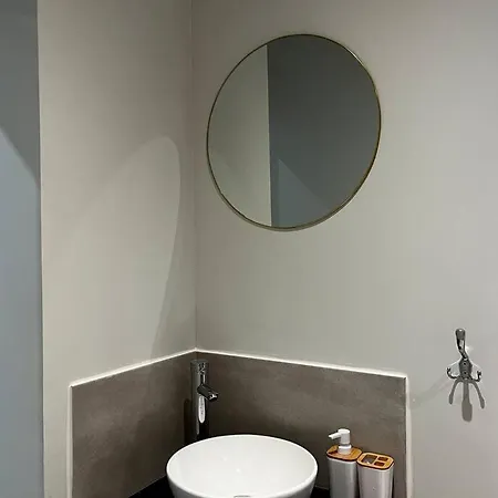 Appartement Ebene - 4 Pers - Netflix & Wifi Tourcoing